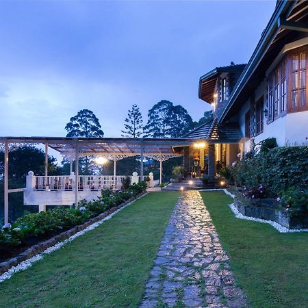 Manuel Manor Hotel Labugolla Exterior photo