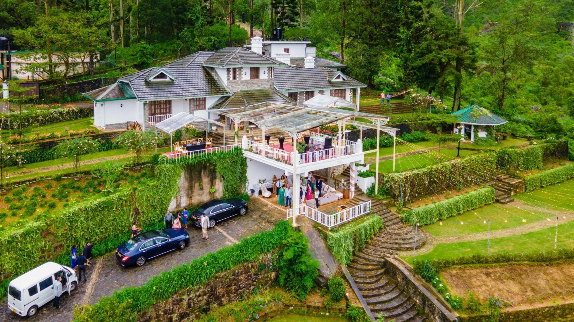 Manuel Manor Hotel Labugolla Exterior photo